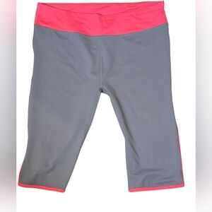 FABLETICS Gray and Red Knee Length Leggings Size XXL